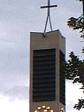 neben der Kiche übt die Knabenkapelle