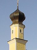 der schiefe Turm von M.... war weithin bekannt